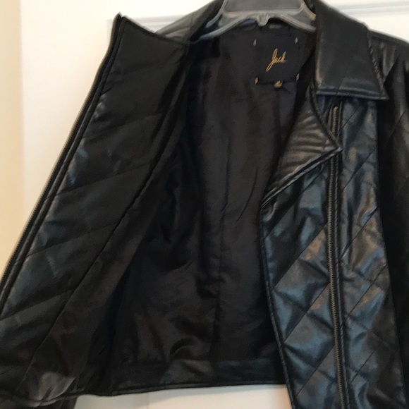 Faux black leather jacket - Picture 3 of 8